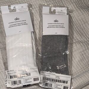 ALO unisex scrunch socks.